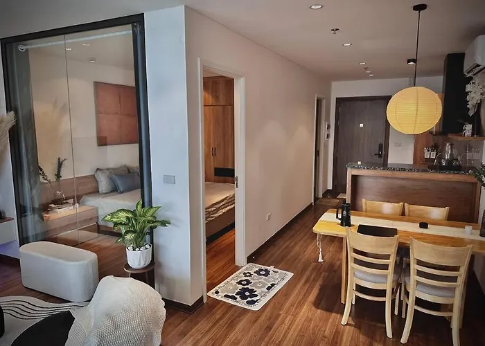 Apartment On 27th & 32nd Floor,ha Long Bay View & Bai Chay Bridge *