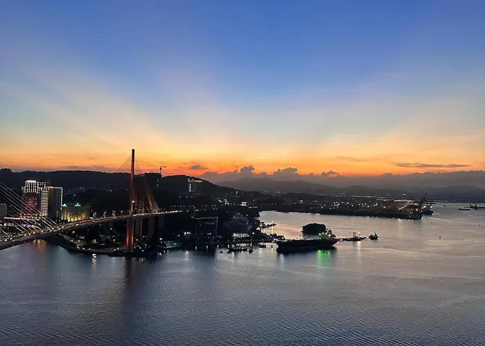 Apartment On 27th & 32nd Floor,ha Long Bay View & Bai Chay Bridge Ha Long